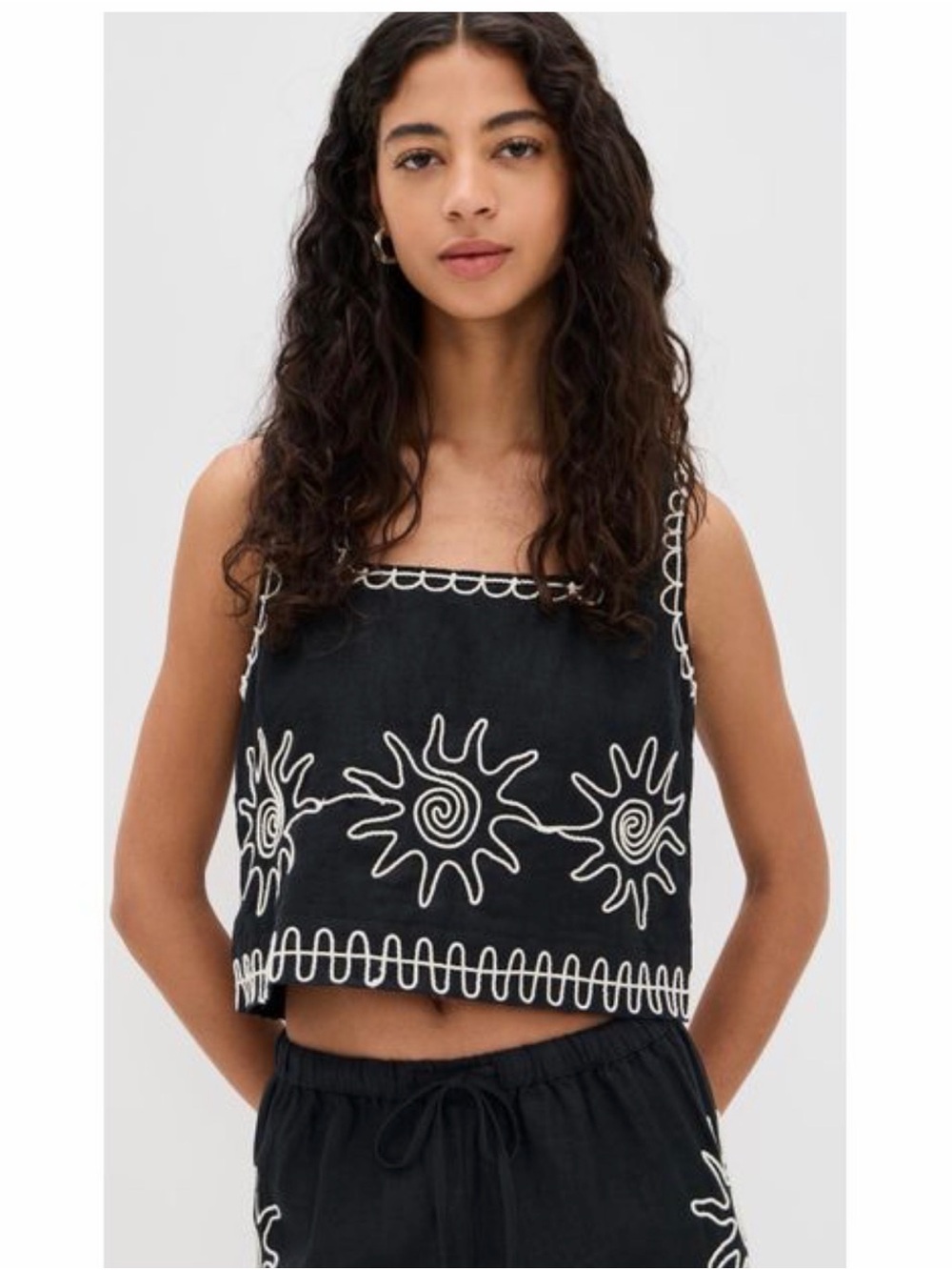 Rails Black Women's Akira Top Twith White Sun Embroidery size Xsmall like new